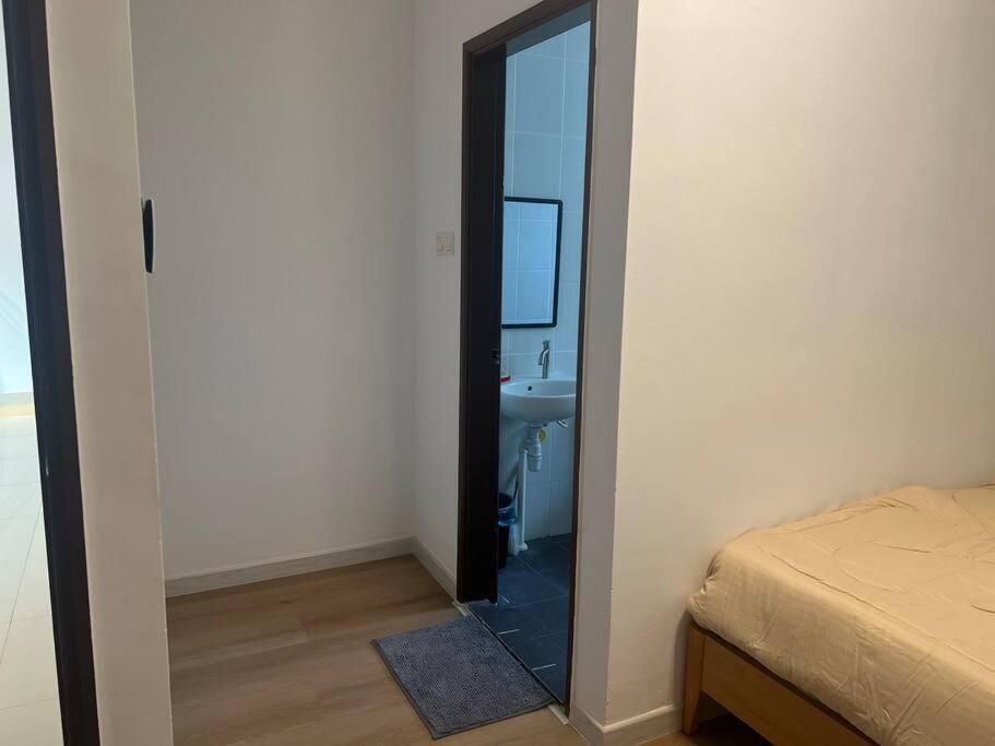 Muji Wi-fi Aircond Apartment *